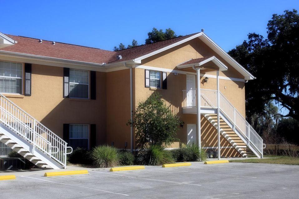 Lakeside Vacations Inverness Room photo