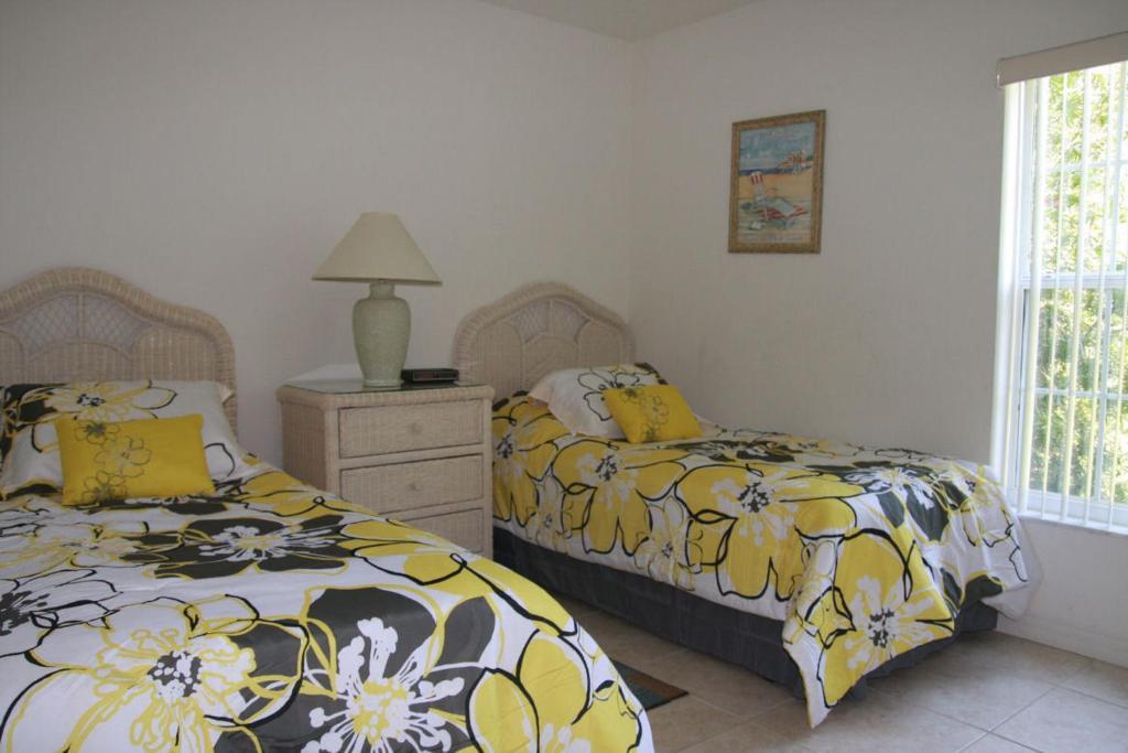 Lakeside Vacations Inverness Room photo